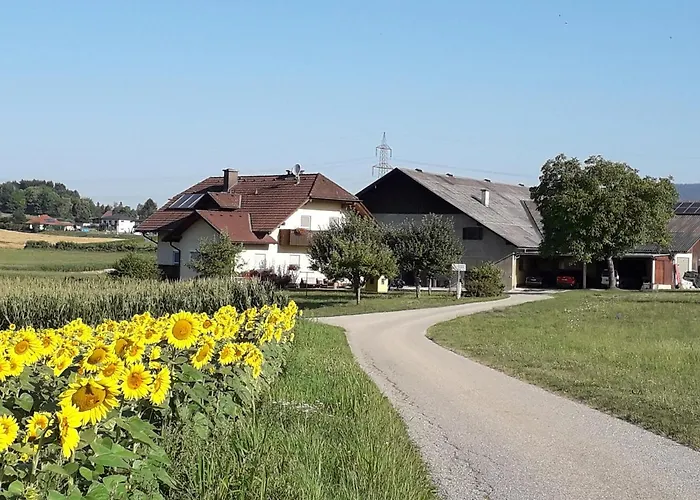 Gaestehaus Lipnik Lägenhet *